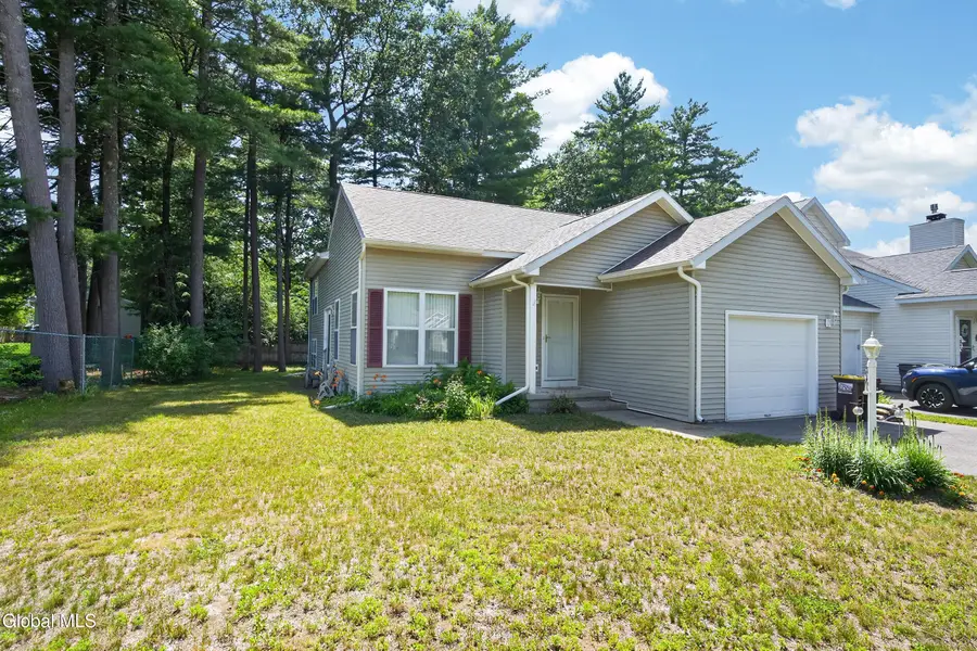 24 Skylark Drive, Ballston Spa, NY 12020 - #2