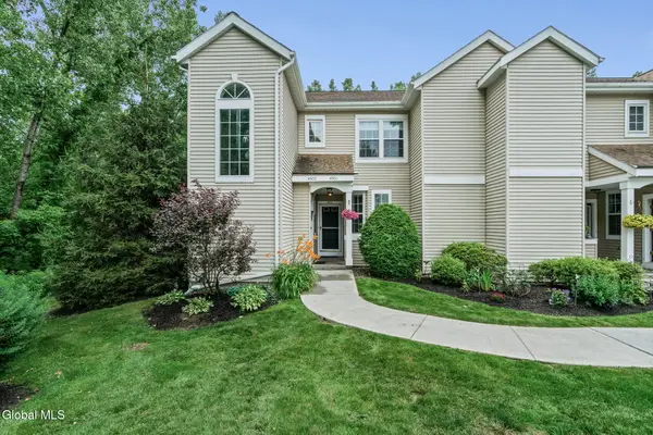 4501 S Foxwood Drive, Clifton Park, NY 12065
