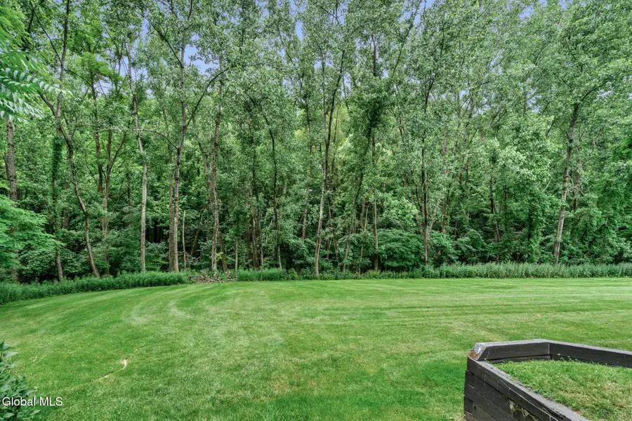 4501 S Foxwood Drive, Clifton Park, NY 12065 - #3
