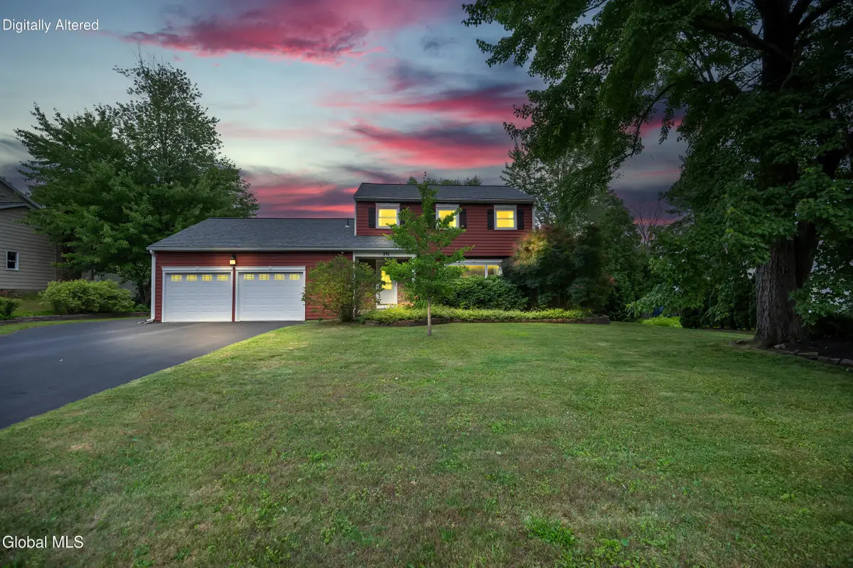 846 Northumberland Drive, Niskayuna, NY 12309 - #1