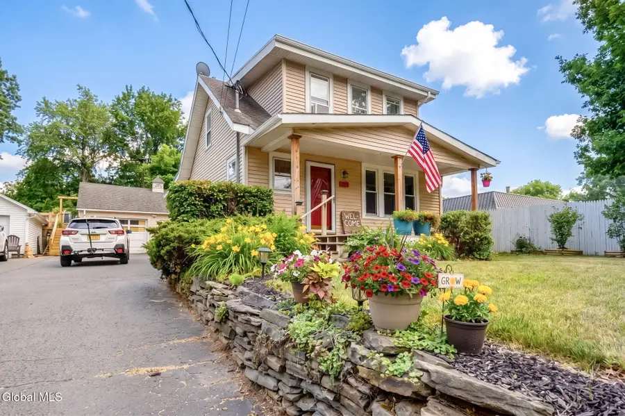 142 Osborne Road, Colonie, NY 12205 - #2