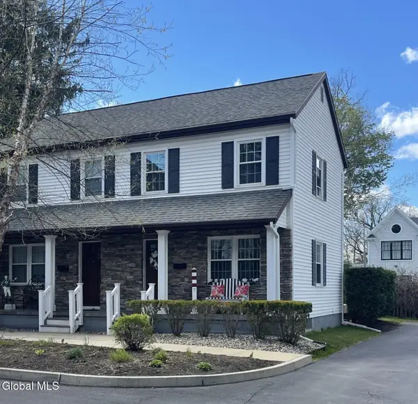 11 Cottage Street #APT 7, Saratoga Springs, NY 12866