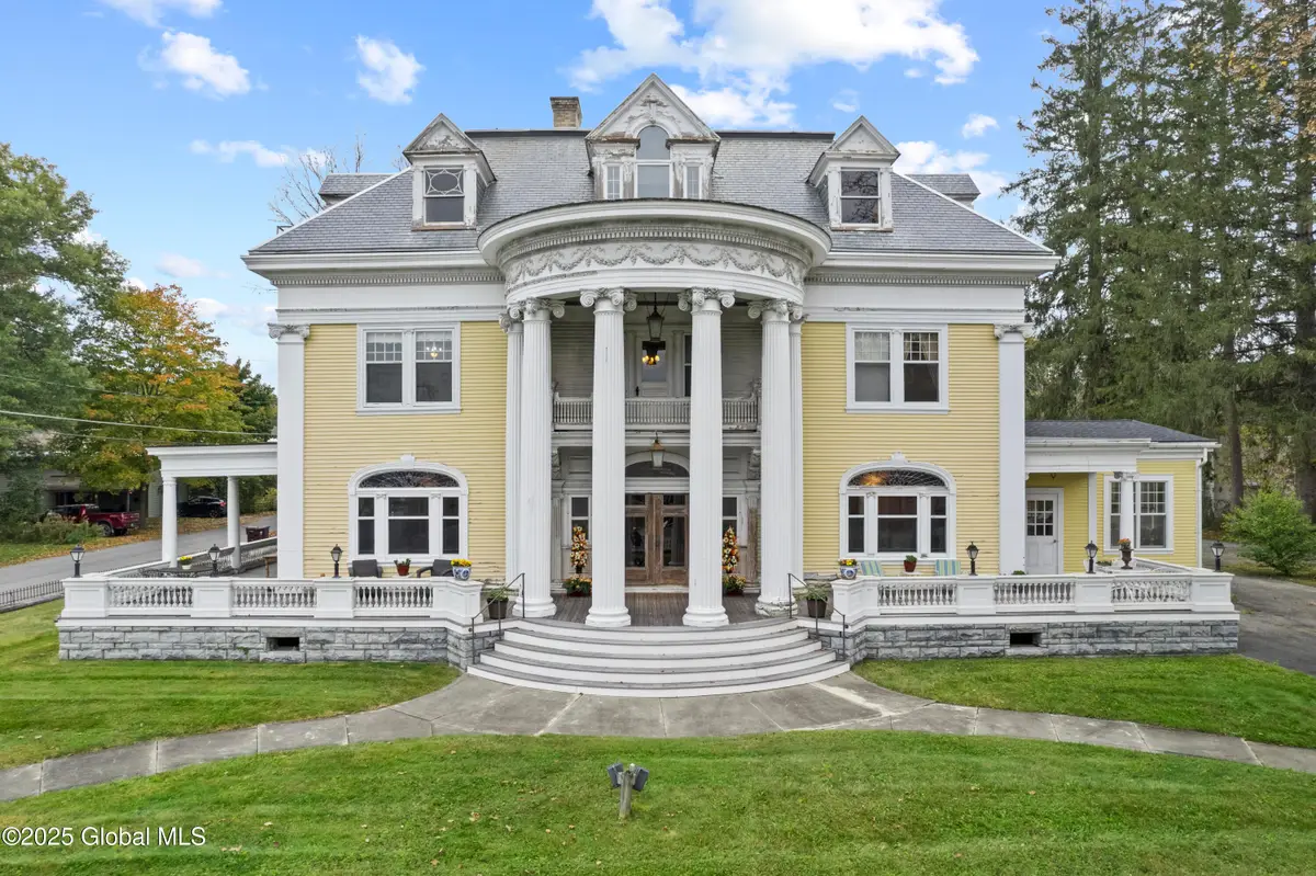 16 W Main Street, Cambridge, NY 12816 - #1