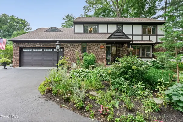 240 W Bentwood Court, Guilderland, NY 12203