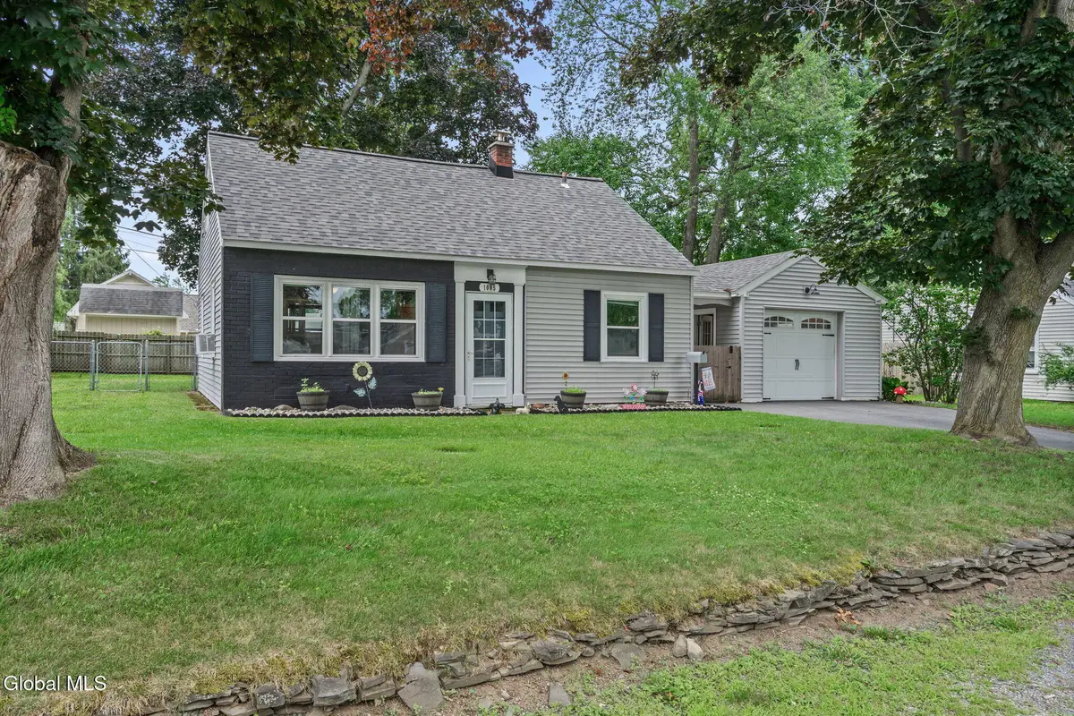 1005 Wayne Road, Rotterdam, NY 12303 - #1
