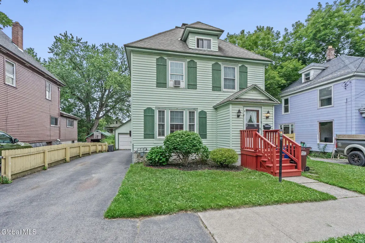11 Alexander Street, Gloversville, NY 12078 - #1