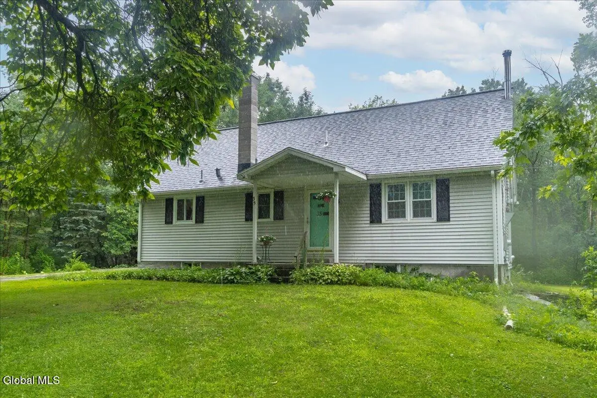 35 Neil Boulevard, Selkirk, NY 12158 - #1