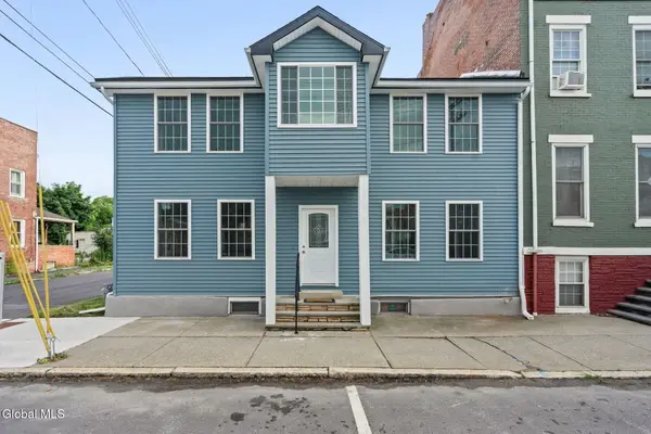 16 Broad Street, Waterford, NY 12188