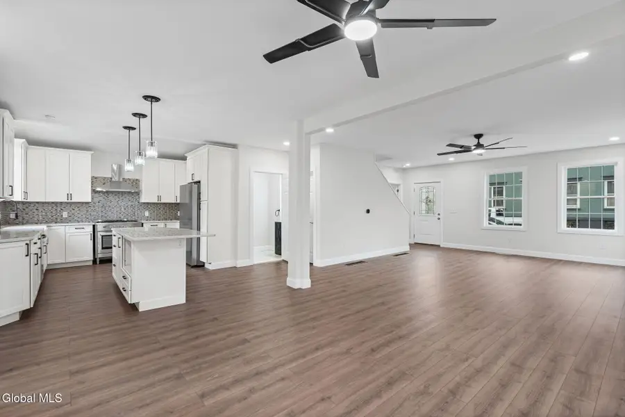 16 Broad Street, Waterford, NY 12188 - #3