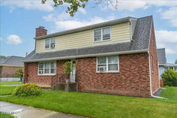 39 Dartmouth Street, Albany, NY 12209