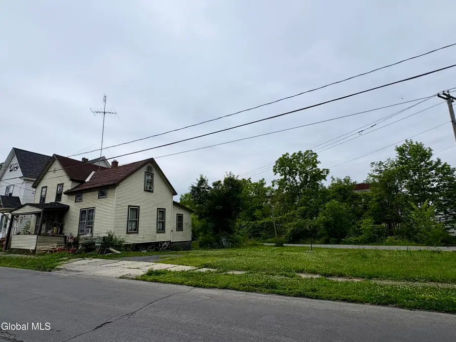 147 N Arlington Avenue, Gloversville, NY 12078 - #3
