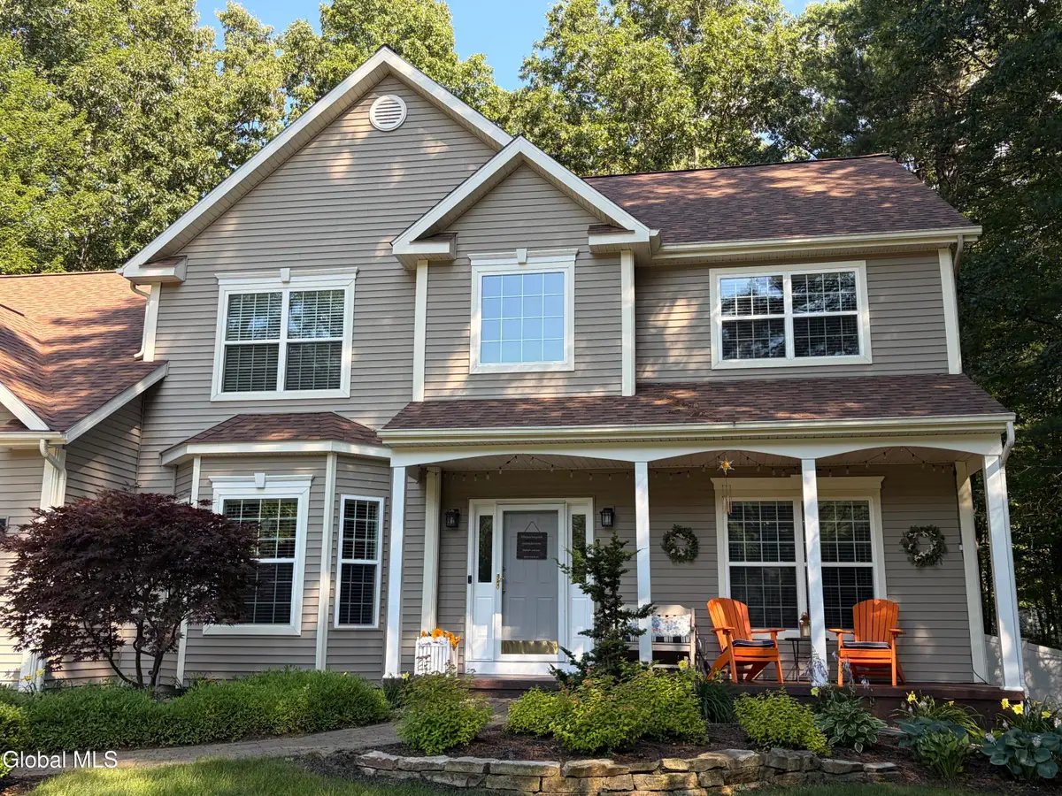 4 Fenimore Place, Wilton, NY 12831 - #1