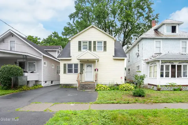 17 Frank Street, Schenectady, NY 12304