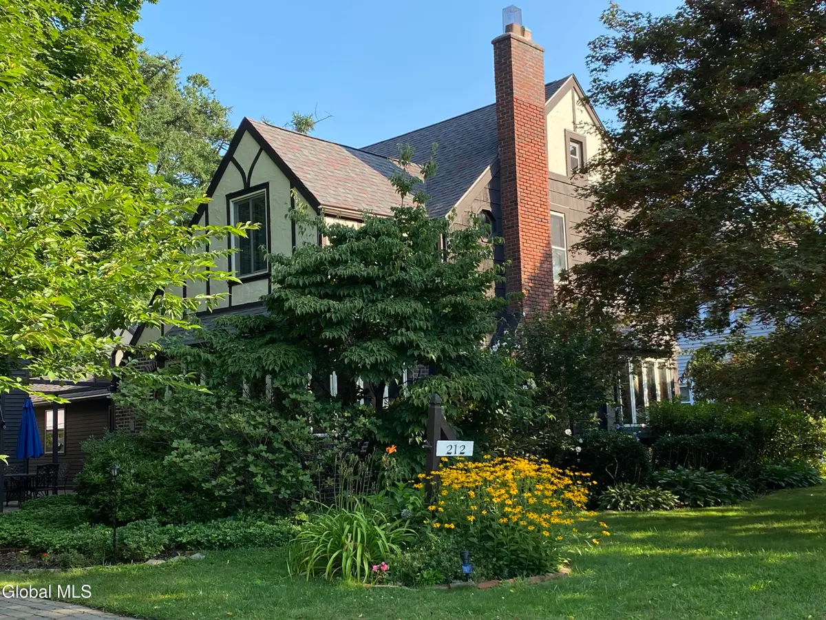 212 Lenox Avenue, Albany, NY 12208 - #1