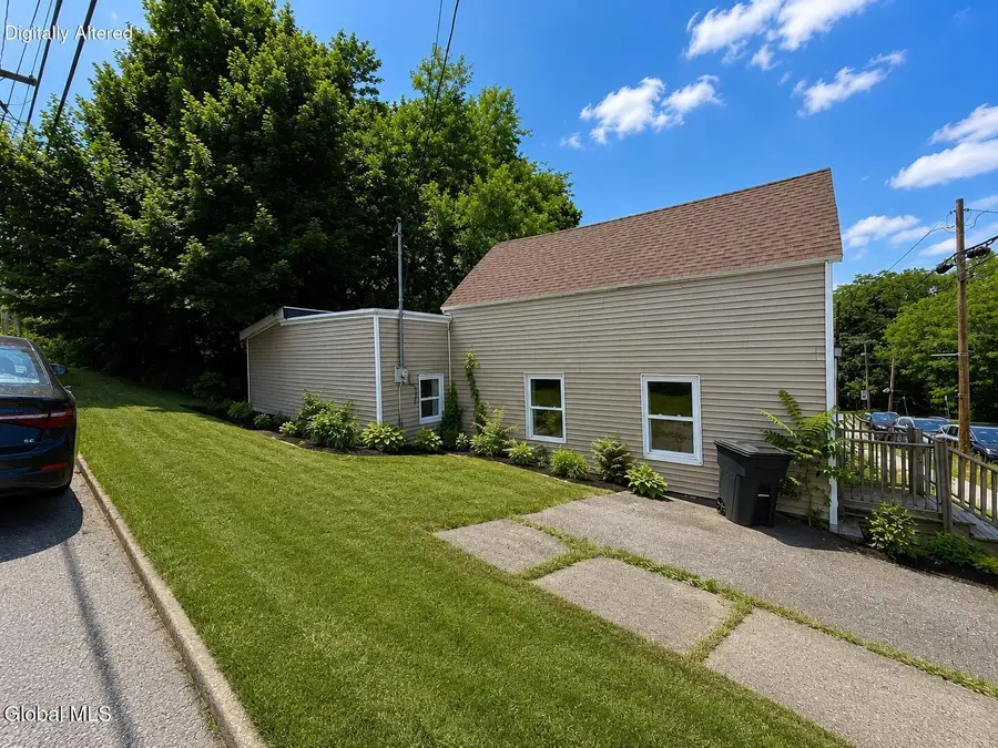 38 Washington Avenue, Rensselaer, NY 12144 - #3