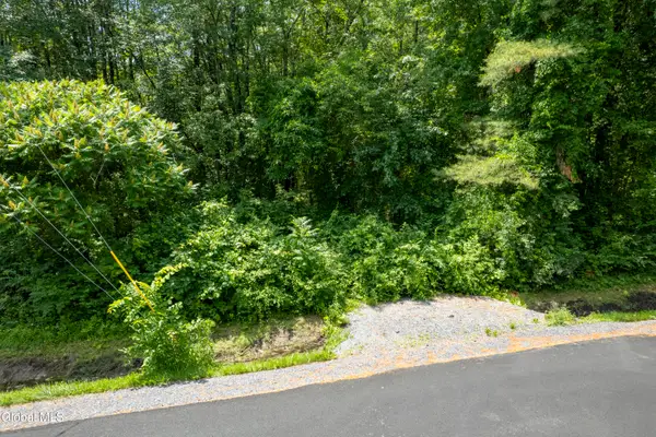 284-290 Burt Road, Moreau, NY 12828