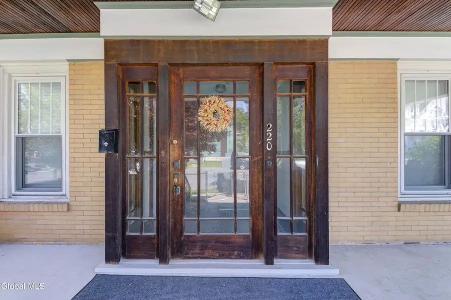 220 5th Avenue, Troy, NY 12180 - #2