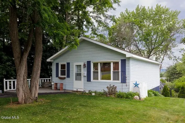 2407 Lenox Road, Schenectady, NY 12308