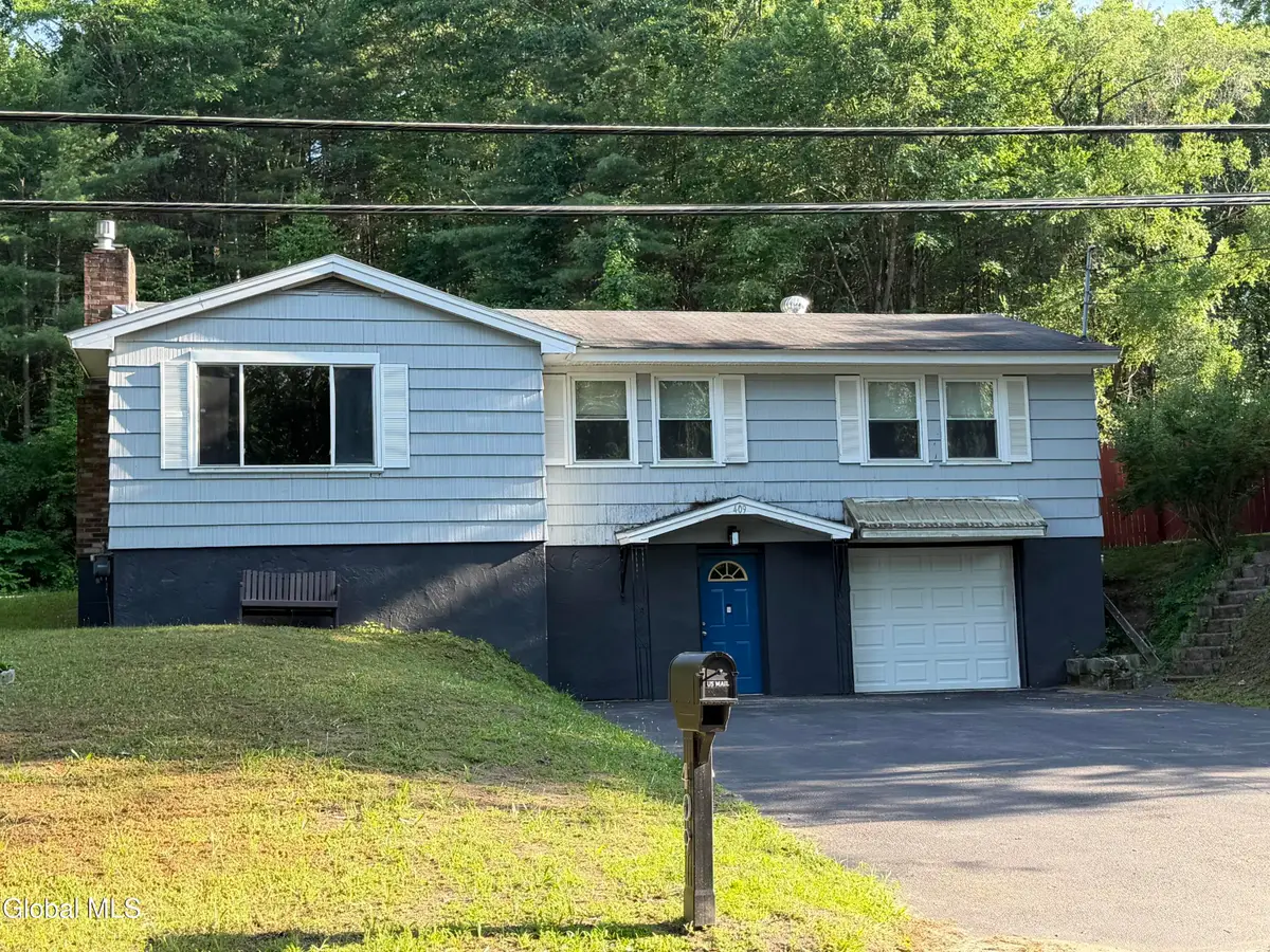 409 W Fulton Street Extension, Gloversville, NY 12078 - #1