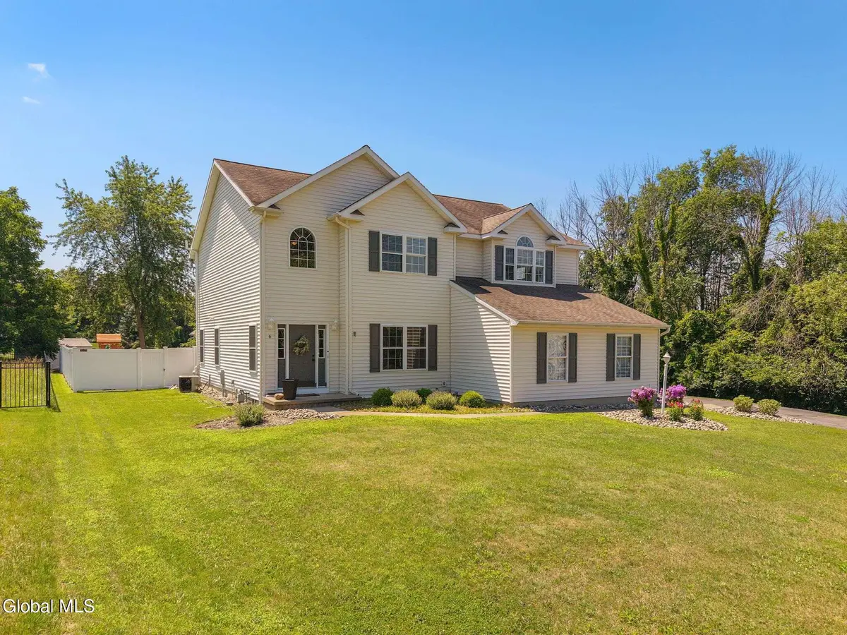 6 Mallard Drive, Clifton Park, NY 12148 - #1