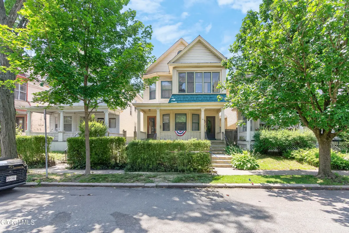 28 Kent Street, Albany, NY 12206 - #1
