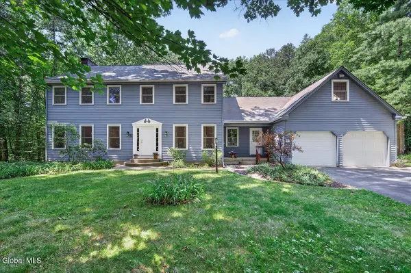 60 Hillcrest Lane, Saratoga Springs, NY 12866