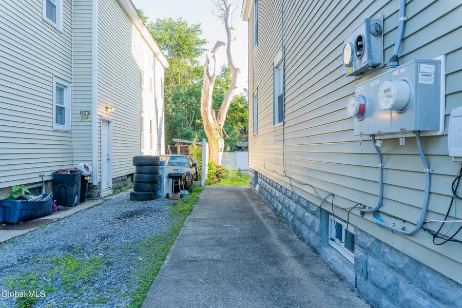 1016 Strong Street, Schenectady, NY 12307 - #3