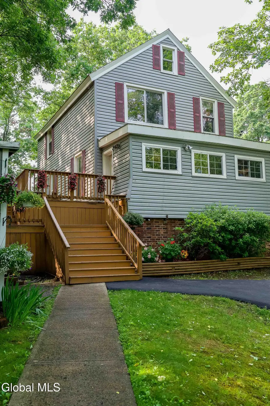 410 Lansing Avenue, Troy, NY 12182 - #2