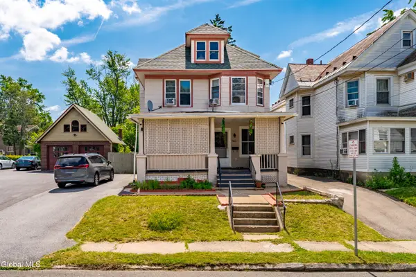 942 Central Parkway, Schenectady, NY 12309