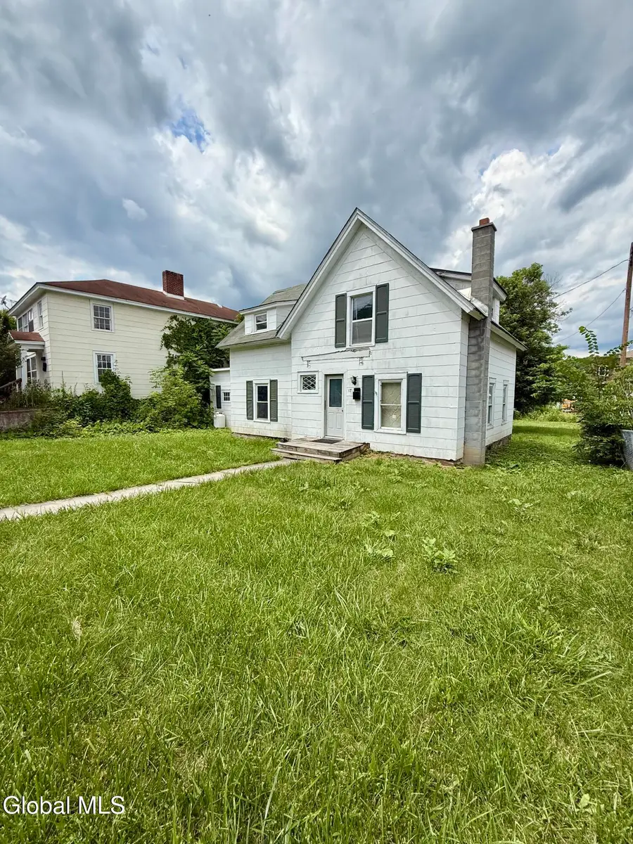 17 Algonkin Street, Ticonderoga, NY 12883 - #3
