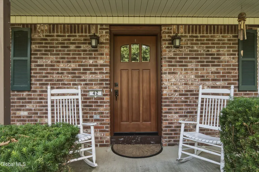 42 Brookline Drive, Clifton Park, NY 12065 - #3