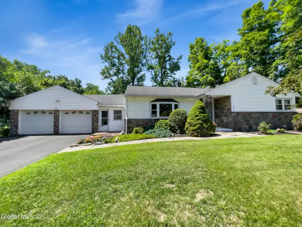 20 Patricia Lane, Guilderland, NY 12203