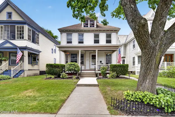 1071 Parkwood Boulevard, Schenectady, NY 12308