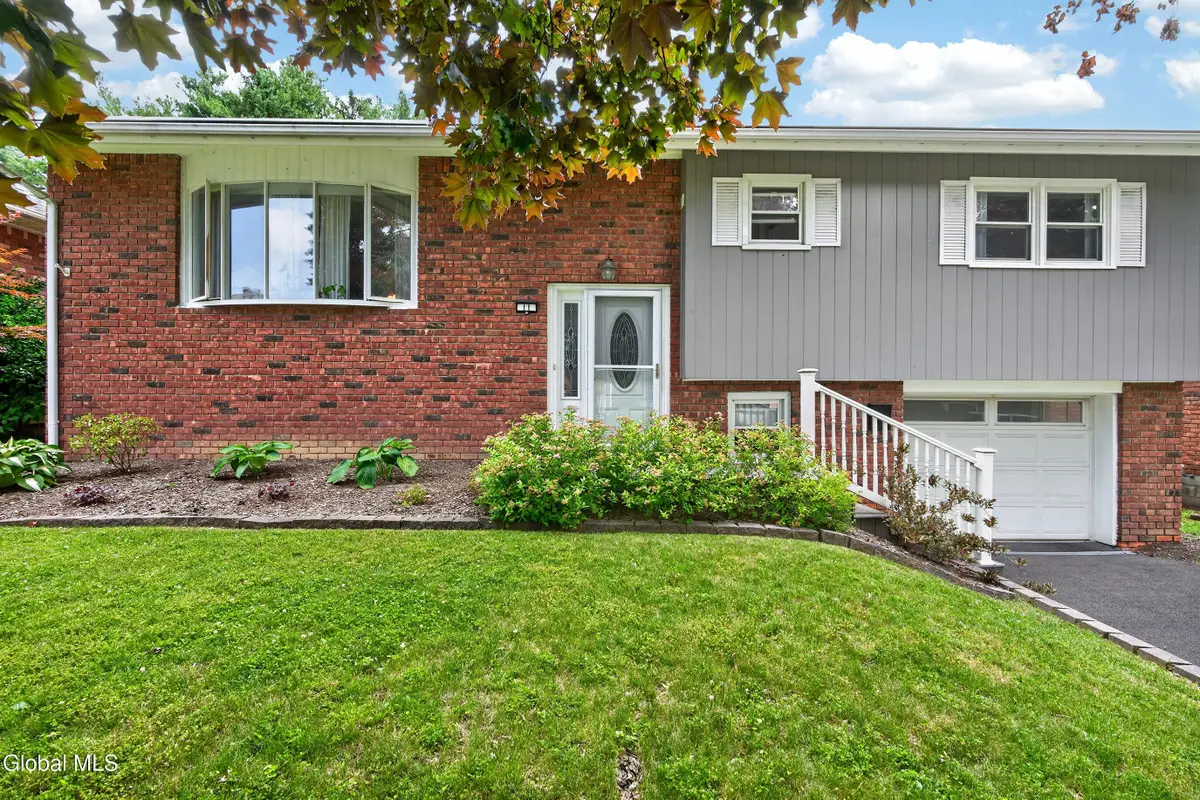 11 Ormond Street, Albany, NY 12203 - #1