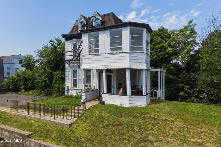 2209 16th Street, Troy, NY 12180 - #3