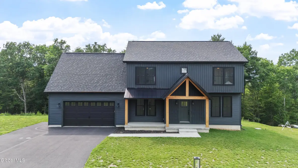 20 Woodland Hill Road, North Greenbush, NY 12198 - #1