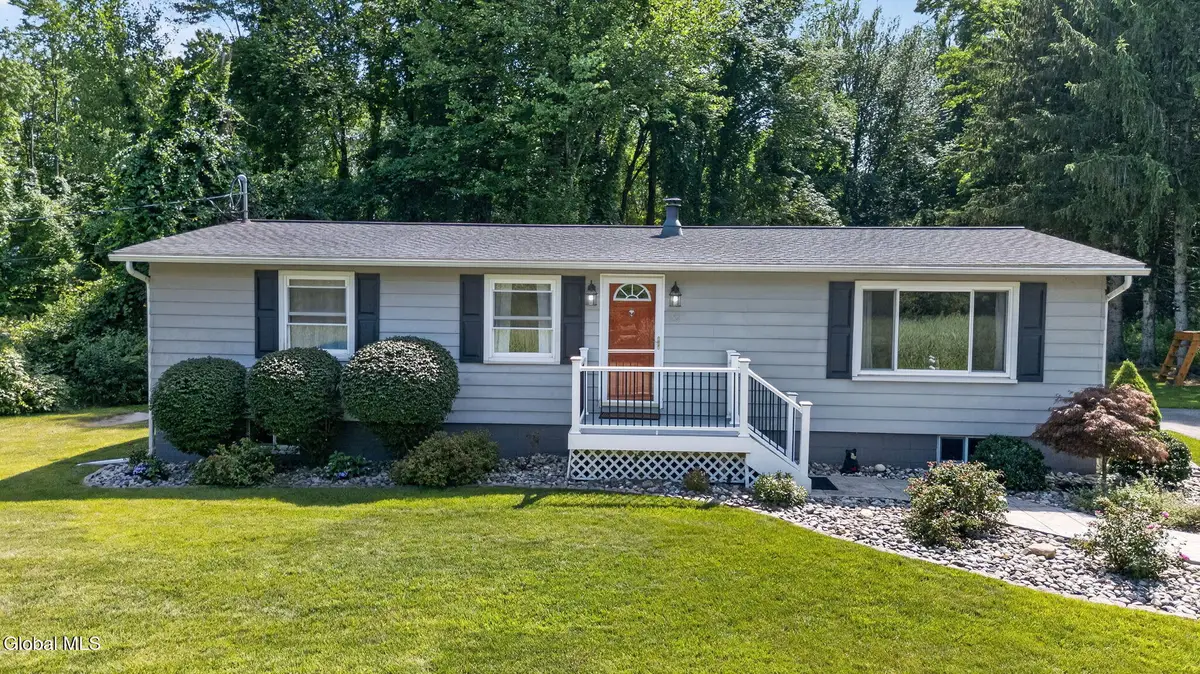 32 Tabor Road, Halfmoon, NY 12118 - #1