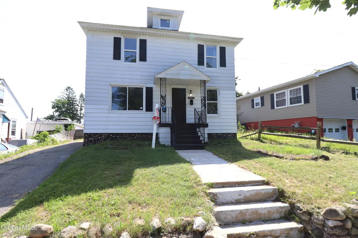 47 S Kingsboro Avenue, Gloversville, NY 12078 - #1