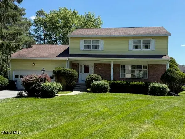 3 Mountainwood Drive, Glenville, NY 12302