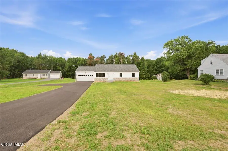 1707 Champagne Drive, Schodack, NY 12033 - #2