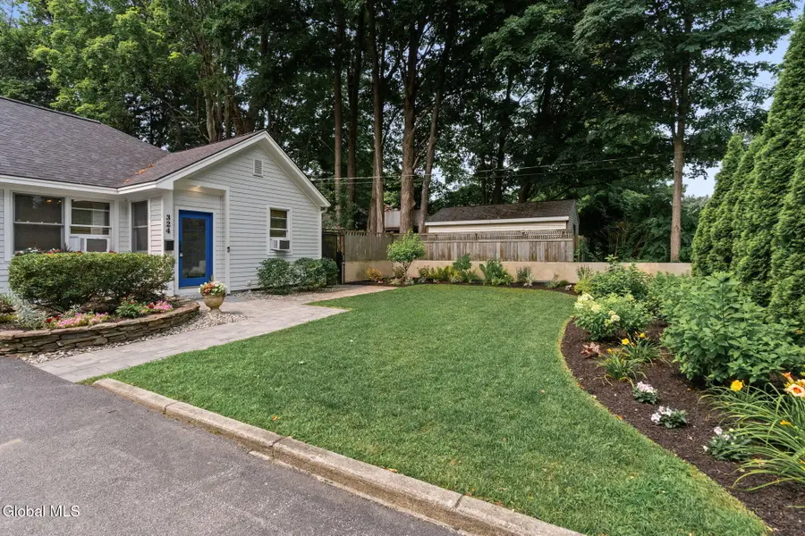 324 Lake Avenue, Saratoga Springs, NY 12866 - #2