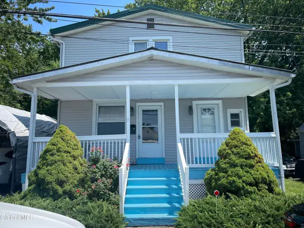 11 Sunnyside Avenue, Colonie, NY 12205