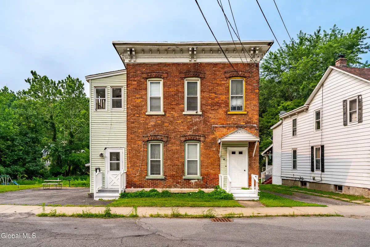 177 Florida Avenue, Amsterdam, NY 12010 - #1