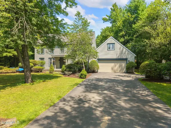 141 Pine Street, North Greenbush, NY 12144