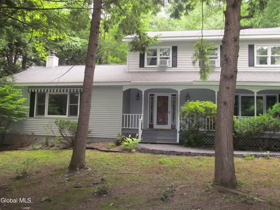 9 Pineridge Court, Greenfield, NY 12833 - #3