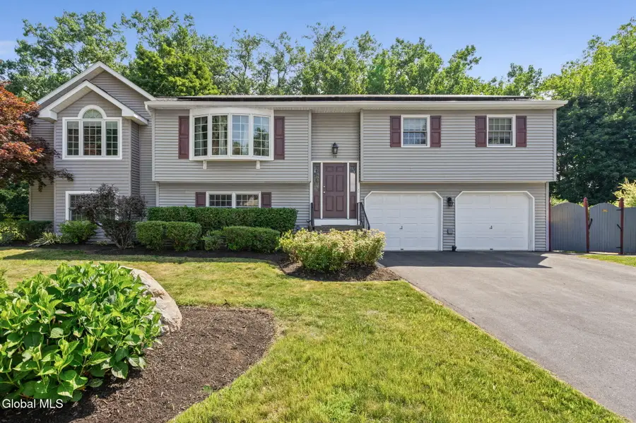 19 Skyline Drive, Latham, NY 12110 - #2