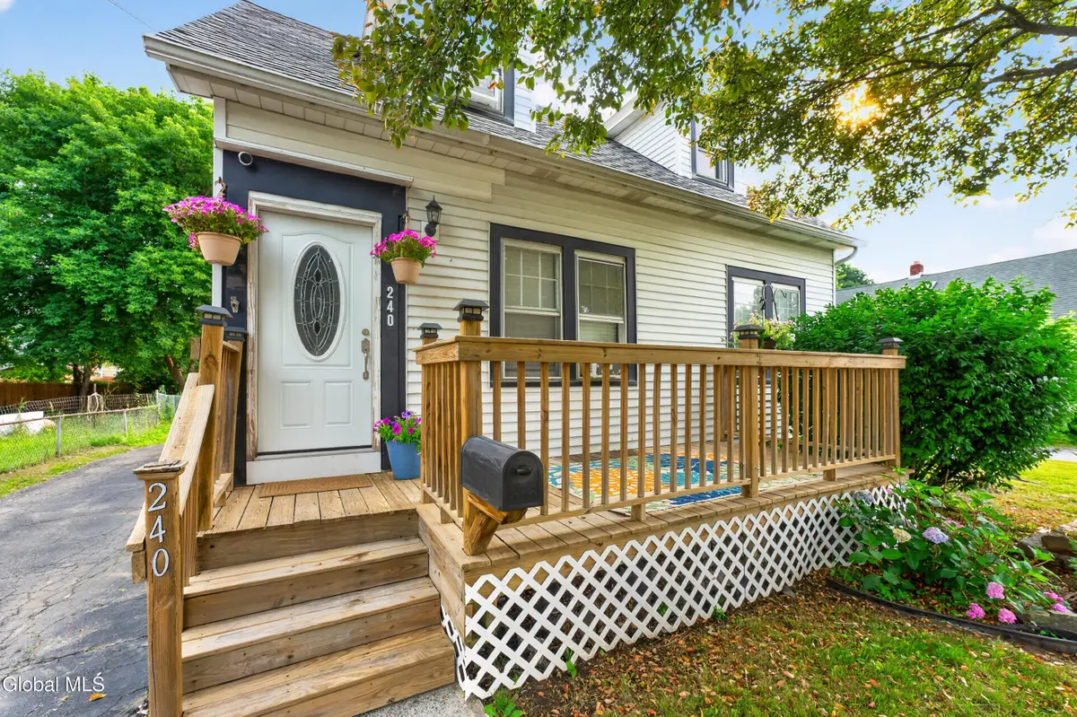 240 Mariaville Road, Rotterdam, NY 12306 - #1