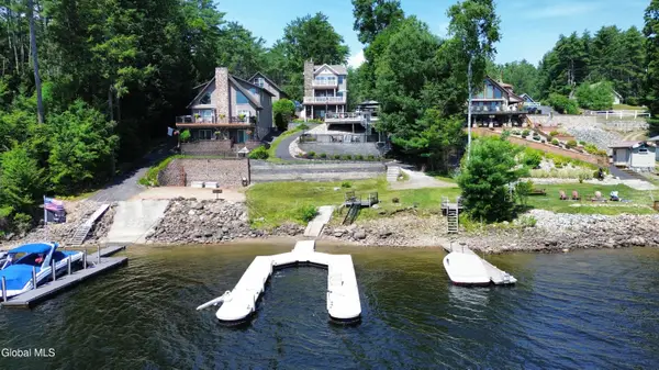 105 Lakeside Avenue, Edinburg, NY 12134