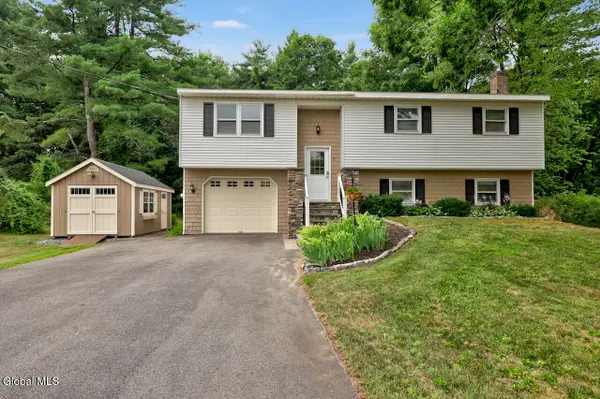 7 Glenwood Drive, Saratoga Springs, NY 12866