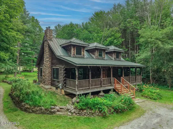2274 Touareuna Road, Glenville, NY 12010